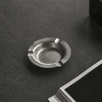 Noir 凝雪煙灰缸